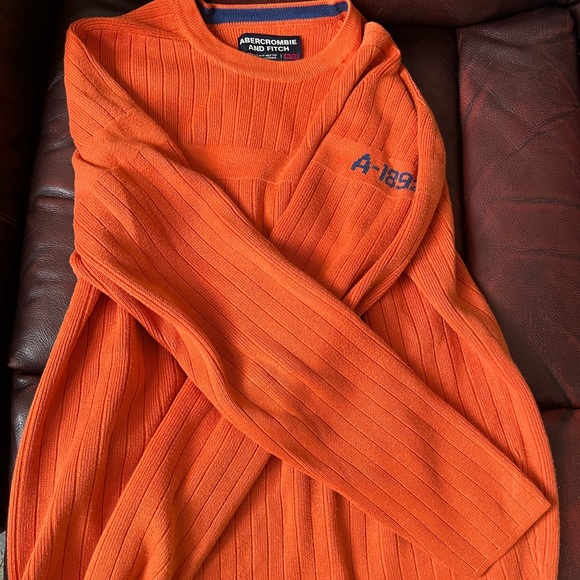 ABERCROMBIE sweater - Picture 1 of 4